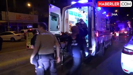 Antalya'da iki otomobilin çarpıştığı kazada vatandaşlar ve ekipler saniyelerle yarıştı: 4 yaralı