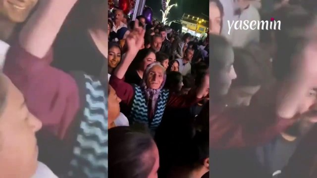 Festivale yaşlı kadın da katıldı! İkinci baharını yaşıyor
