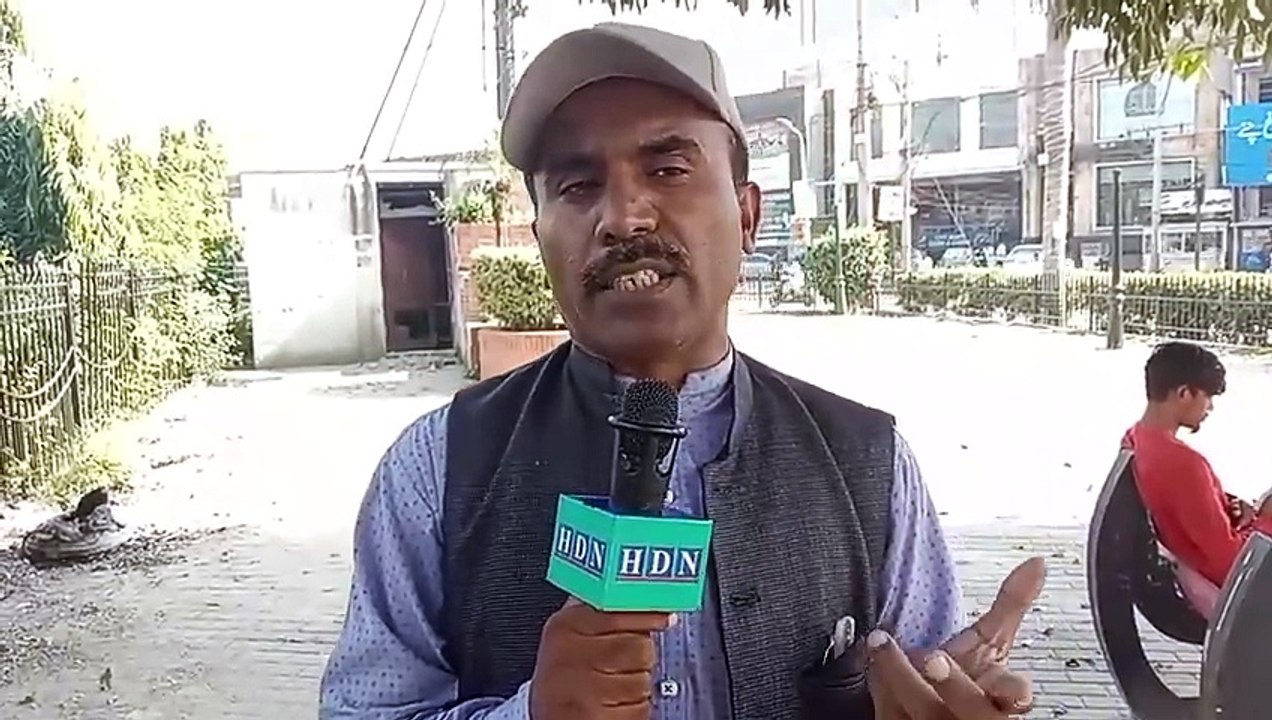 Lahore private college student incident Students protest on Gujrat GT road chanting we want justice A student was injured by a car collision Tehreek-e-Insaf's Islamabad protest postponed Chenab bridge Jhelum bridge was opened Motorway including all obstac