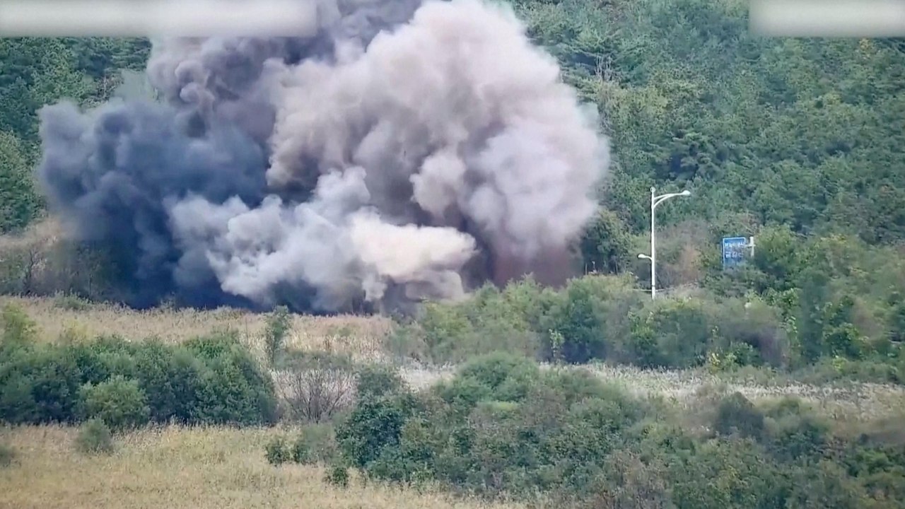 La Corée du Nord détruit à l’explosif des tronçons de routes la reliant à la Corée du Sud