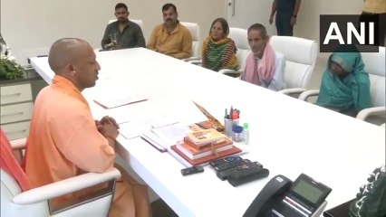 बहराइच हिंसा के मृतक रामगोपाल की पत्नी ने मांगा योगी से न्याय