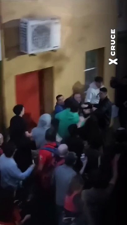 Libertarios con gas pimienta en la UNQ