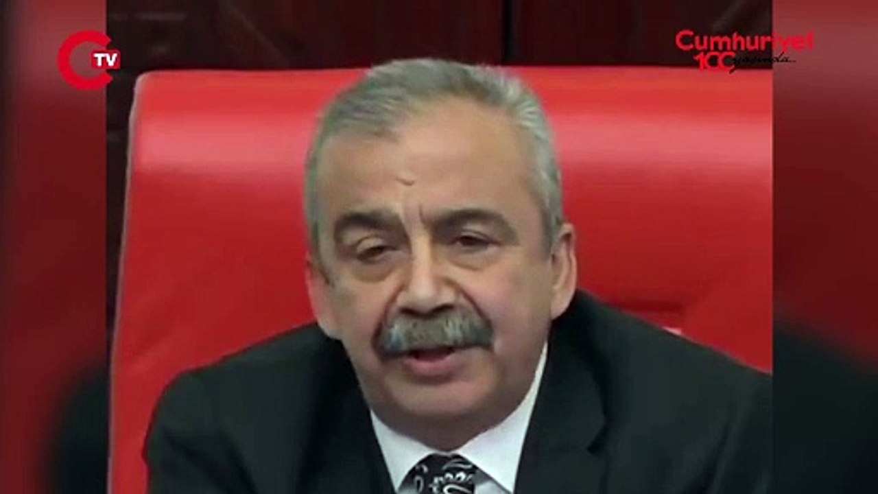 Sırrı Süreyya Önder'den Erdoğan ve Bahçeli'ye 'teşekkür' konuşması