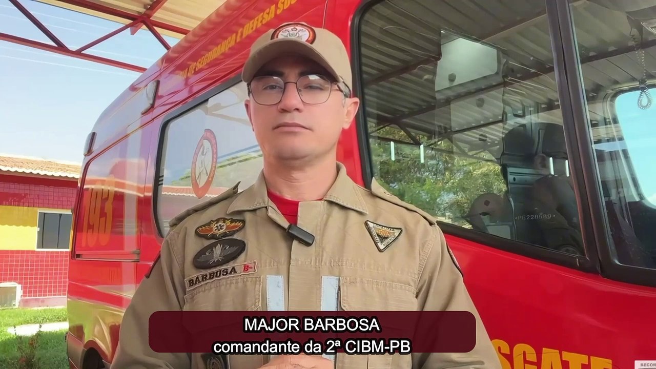 Depósito de loja de calçados é atingido por incêndio no Centro de Paulista, região de Pombal
