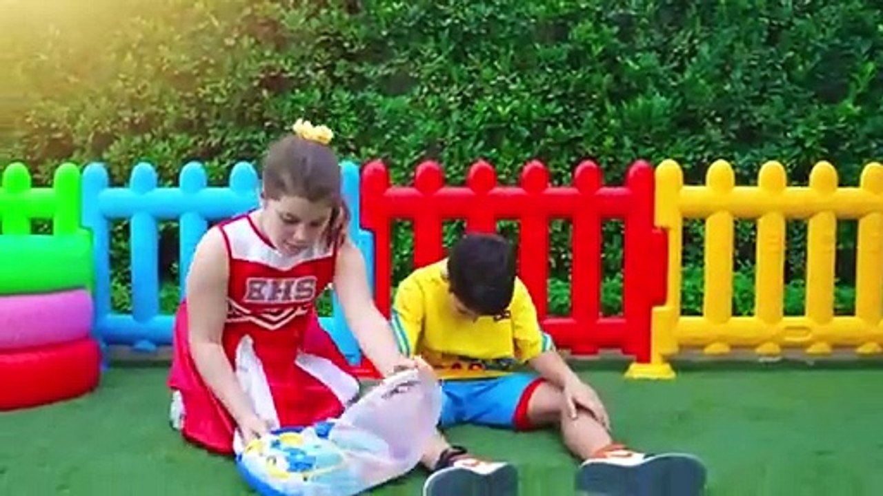 Roma and Diana ABC Challenge with Oliver and Other Educational Video for Kids!