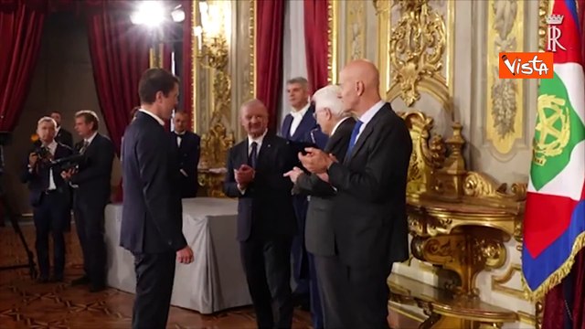 Mattarella consegna gli Eni Award per ricerca e innovazione, la cerimonia al Quirinale