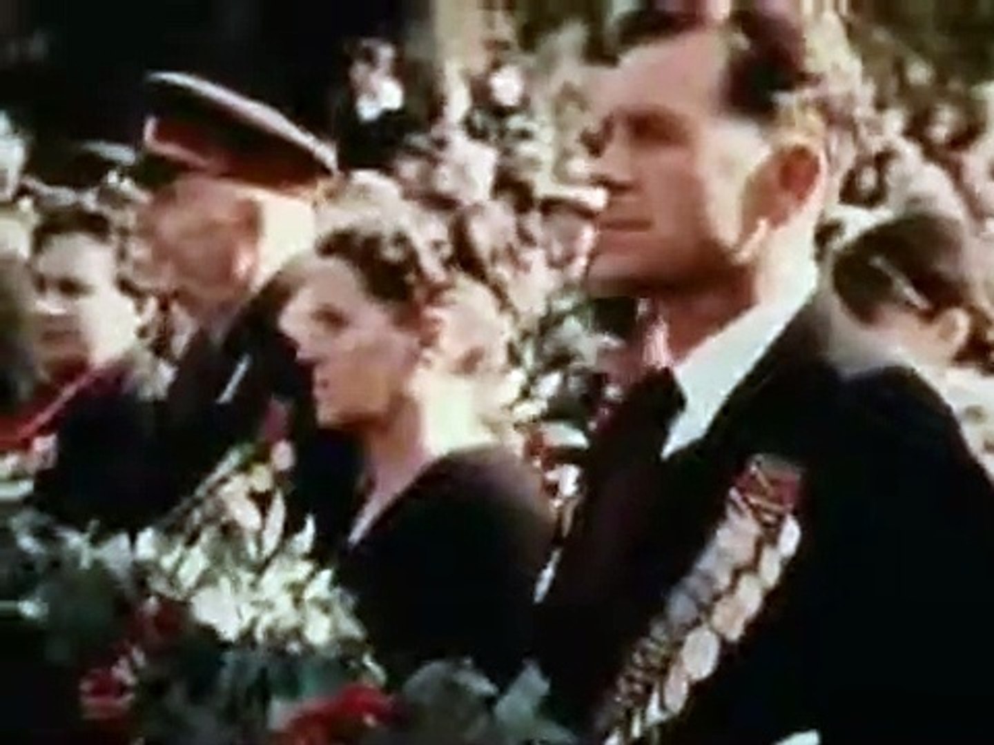 ⁣15 октября 1967 г. состоялось торжественное открытие памятника-ансамбля «Героям Сталинградской битвы