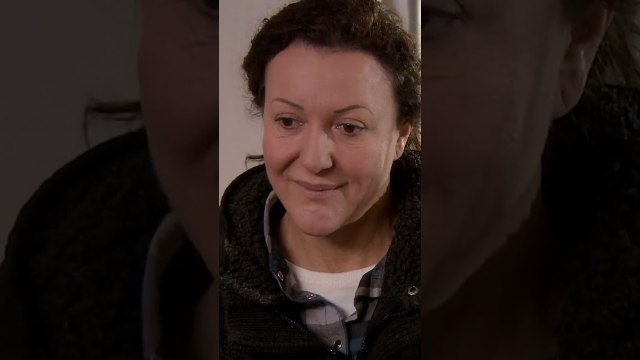 وحدة اجت تستفسر عن فاطمة | مسلسل فاطمة #shorts #fatmagülünsuçune