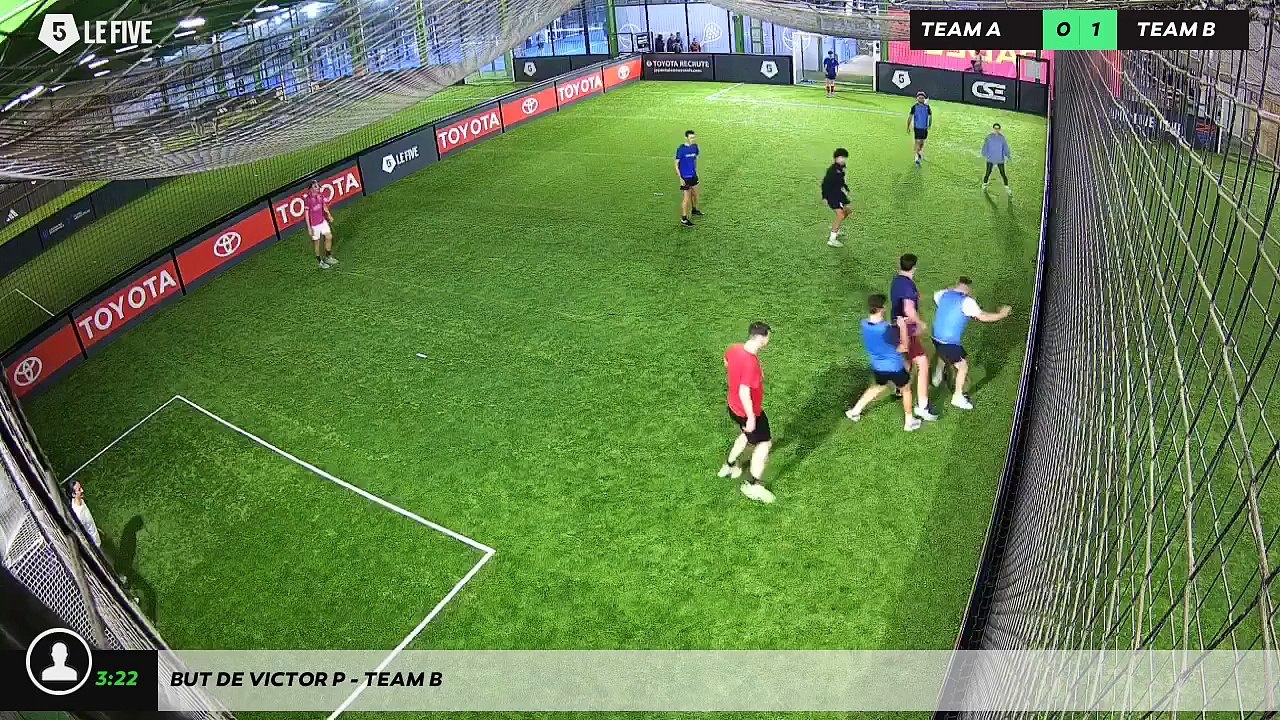 But de Victor P - Team B