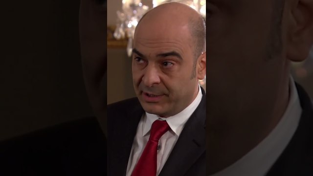 أجواء الشركة ألطف من أجواء البيت | مسلسل فاطمة #shorts #fatmagülünsuçune