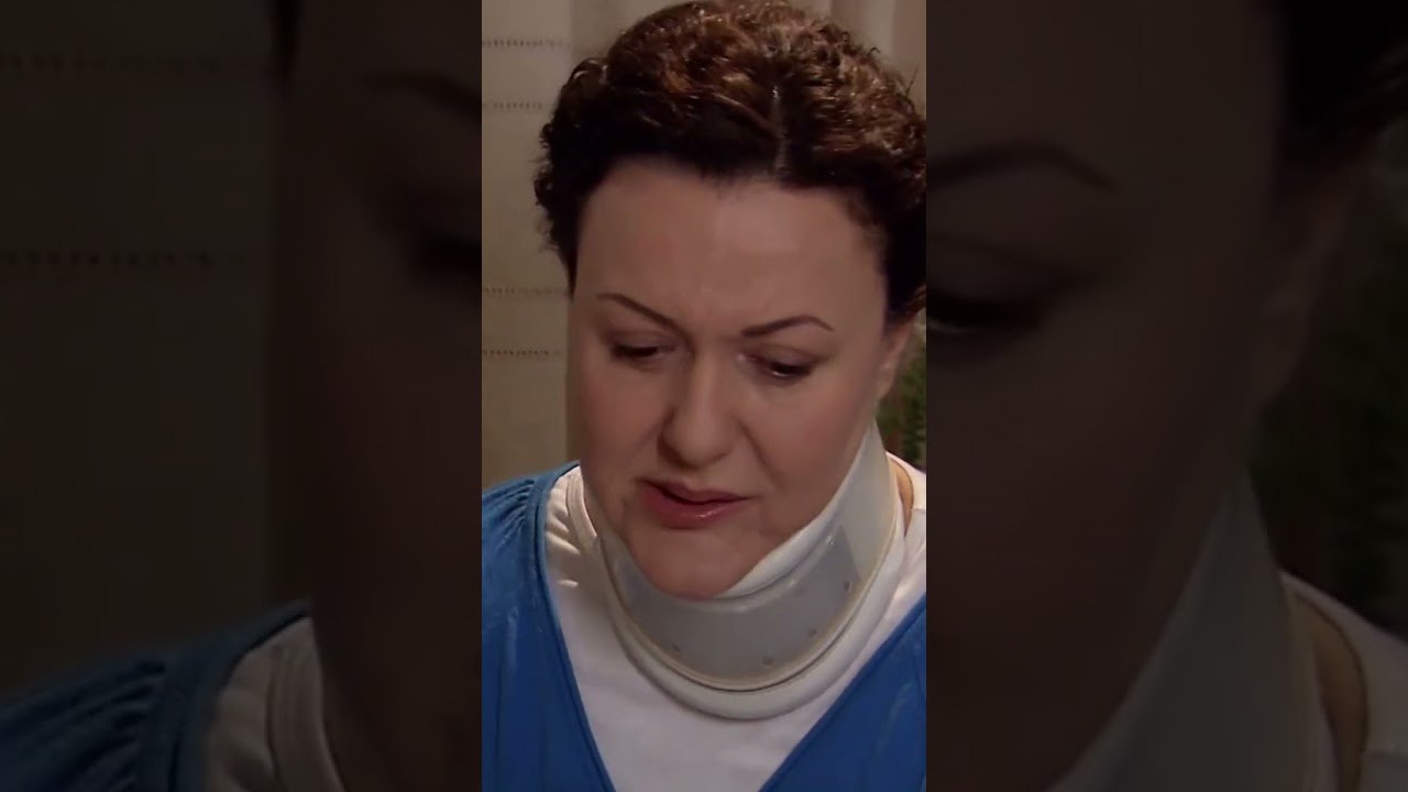 مريم بتشرح لفاطمة عن عيلة كريم  | مسلسل فاطمة #shorts #fatmagülünsuçune