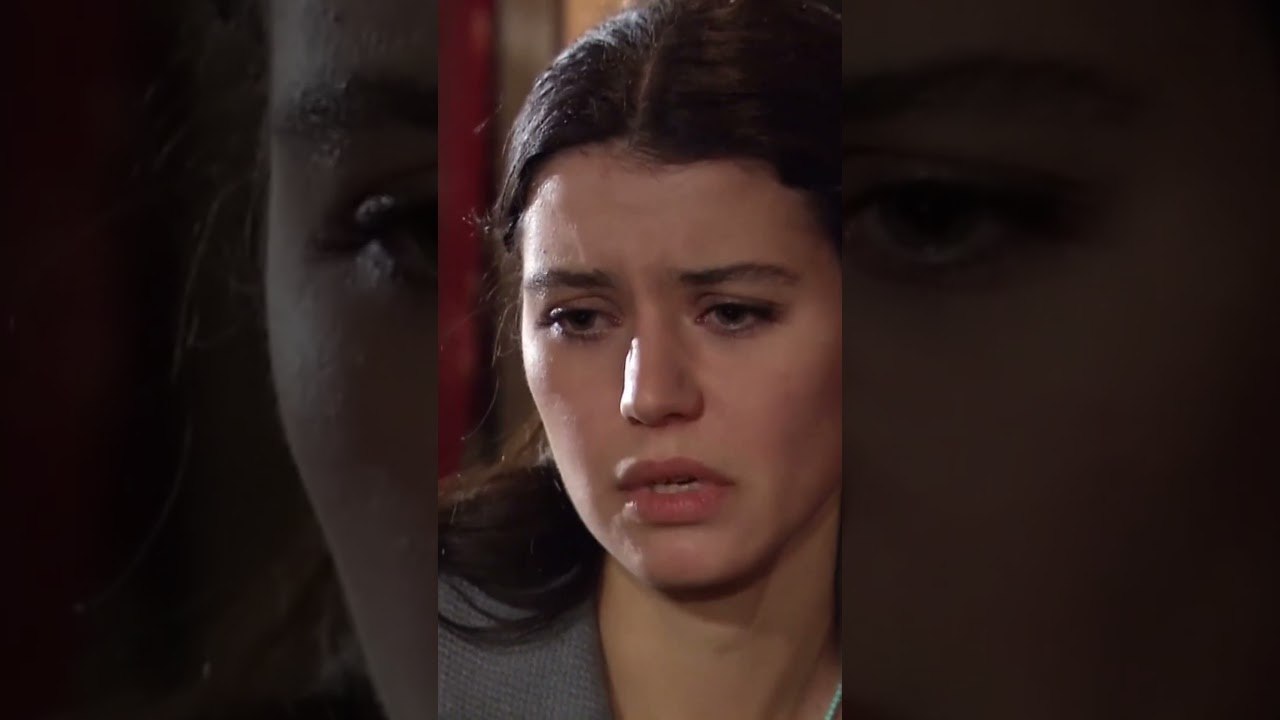 فاطمة بتحكي عن ماضي عيلتها  | مسلسل فاطمة #shorts #fatmagülünsuçune