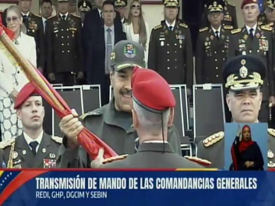 M/G Javier Marcano Tábata recibe el estandarte de la Guardia de Honor ...