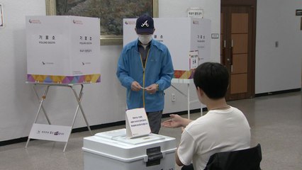 '여야 대표 대리전' 부산 금정구...투표소 상황은? / YTN