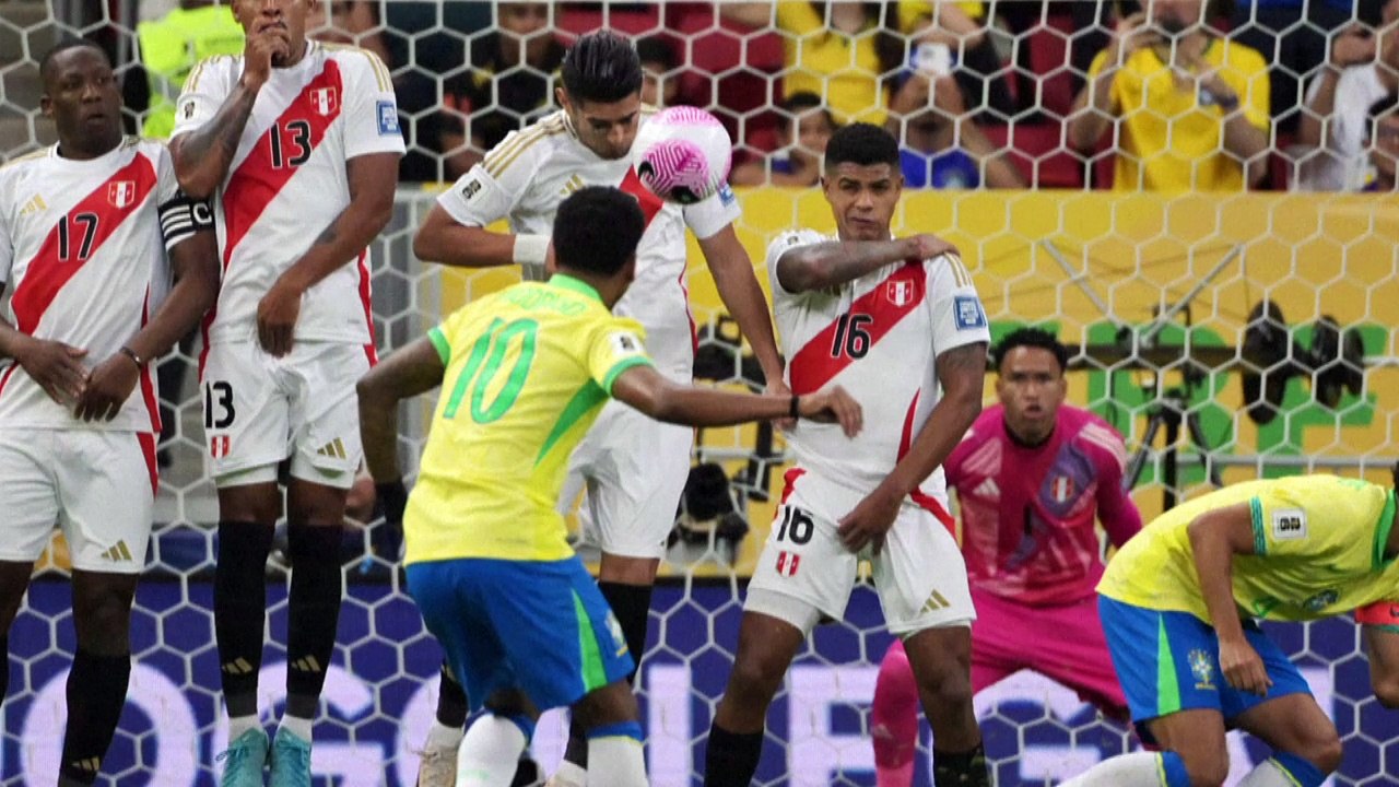 Brasil goleia Peru