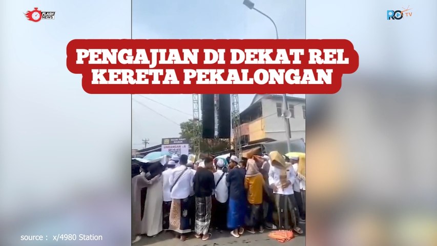 Pengajian di Dekat Rel Kereta Pekalongan