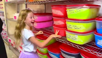 Nastya and dad make a giant slime