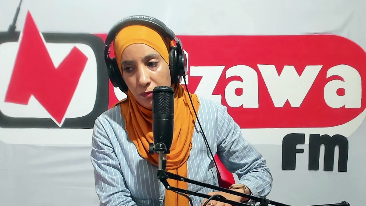 كوثر العنابي مكلفة بتنظيم العلاجات والتكوين بالمستشفى الجهوي بقبلي  المستشفى الجهوي بقبلي ينظم حملة  تقصي لسرطان الثدي بإشراف الدكتورة شيماء الماجري طبيبة مختصة ورئيس قسم النساء والتوليد بالمستشفى