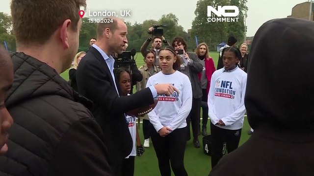 NO COMMENT: Guillermo de Gales participa en una exhibición de la NFL de fútbol americano