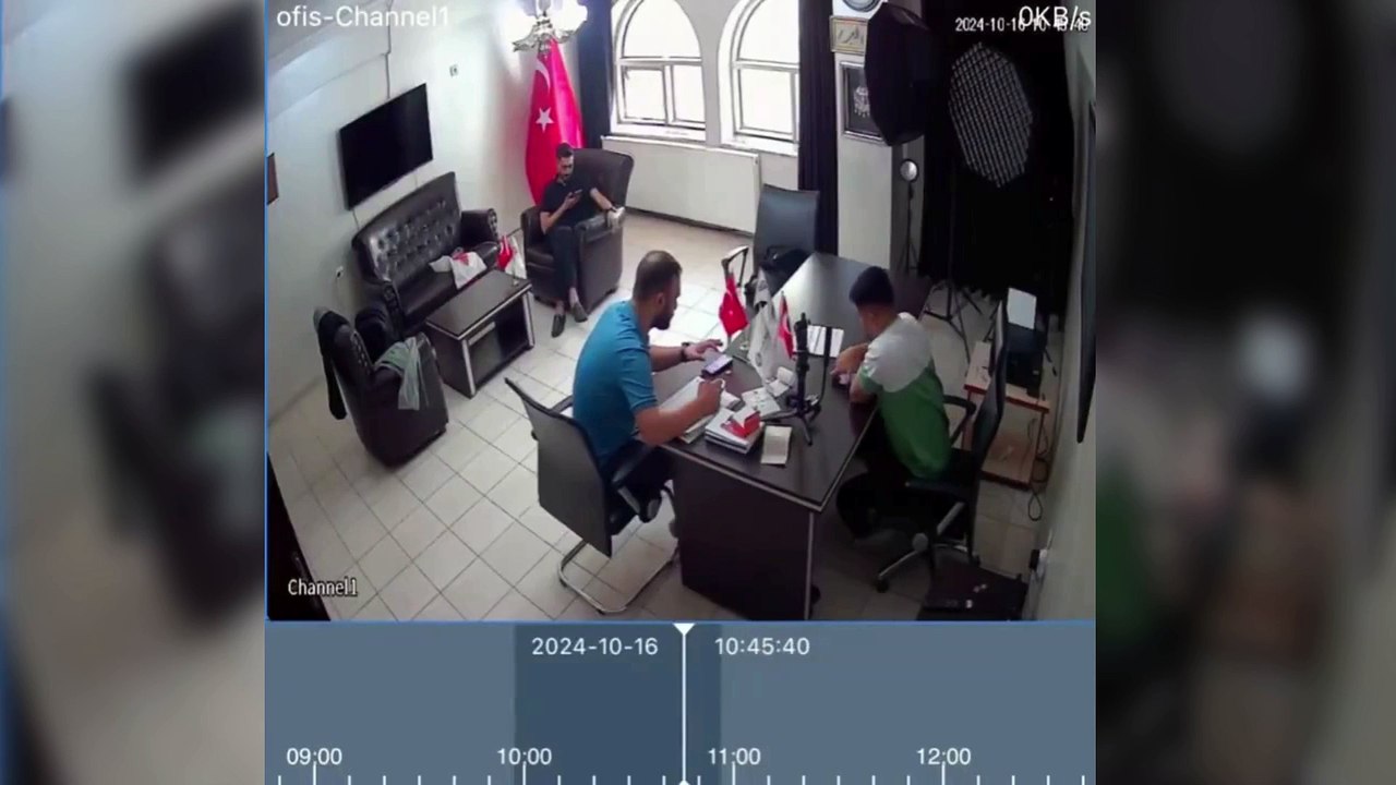 20 Saniyelik Depremde Neler Oldu? Korkutan Güvenlik Kamerası Görüntüleri…