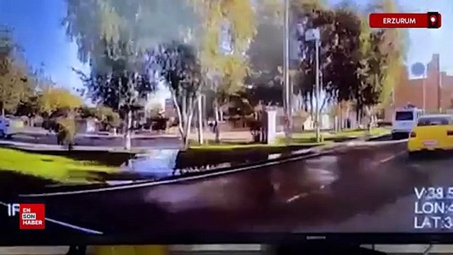 Erzurum'da okul servisinin altında kalıp ölen motosikletin sürücüsü kusurlu bulundu