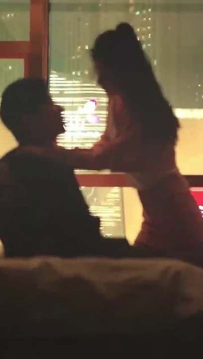  [sub indo] dokter bertangan dingin jatuh cinta dengan dokter muda | drama china