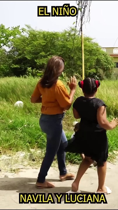 Luciana quiere el amiguito de navila #humor #luciana #comedia #realitytvshow