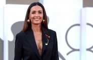 Caterina Balivo sbircia ancora nel telefonino del marito