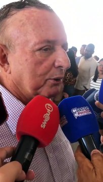 Adolfo Menezes despista sobre reeleição de Angelo Coronel no Senado: 'Vai ser conversado na hora certa'