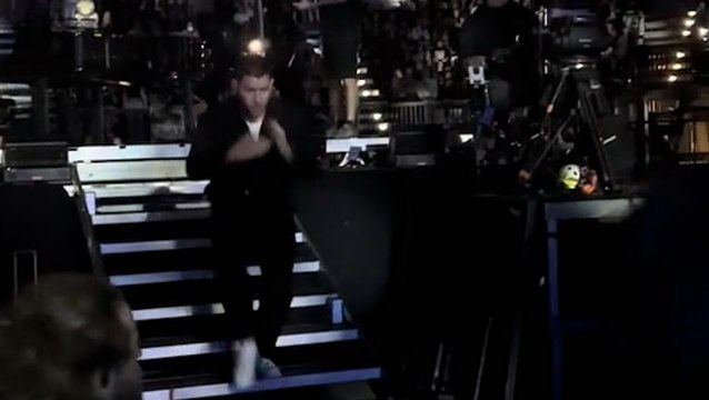 Panicked Nick Jonas runs off stage after ‘laser pointed at him’ during Prague show