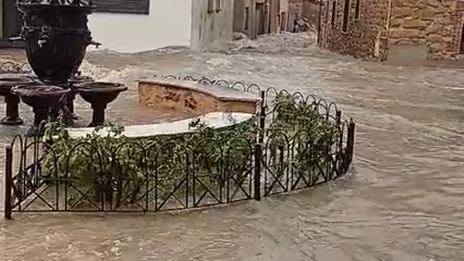 Tải video: Inundaciones en Carbonero el Mayor, Segovia