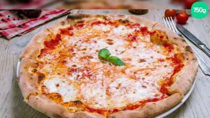 Pizza margherita au Monsieur Cuisine