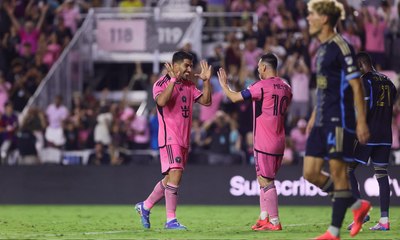 سواريز " اللعب إلى جانب ميسي امتياز كبير لأي لاعب"