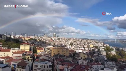 İstanbul’da gökkuşağı sürprizi: Turistler kaydetti