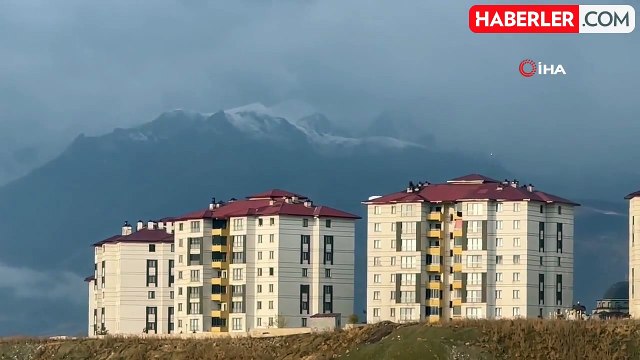 Cilo Dağı Kışa Hazır: Kar Yağışıyla Beyaza Büründü