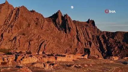 Burası Vahşi Batı değil, Türkiye'nin 400 yıllık sır köyü...