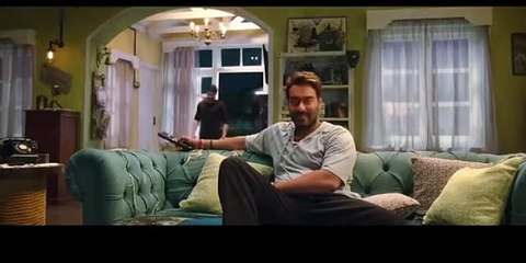 Nana Patekar Entry as Bhoot in Shreyas Â¦ Golmaal Again Â¦ Best Comedy Scene