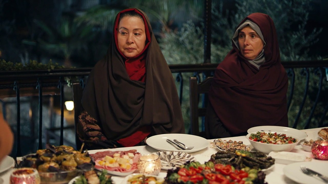 بحر عميق بيننا مدبلج الجزء الثاني - Deep Sea Between Us | الحلقة 1 HD