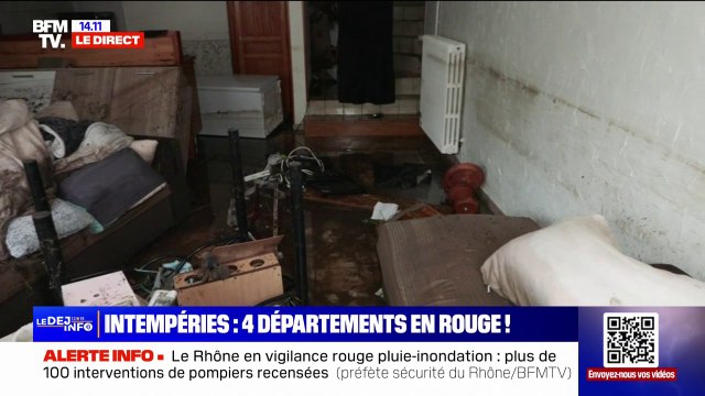 Ça m'a défoncé la porte : aux Estables, en Haute-Loire, une sinistrée constate les dégâts des intempéries