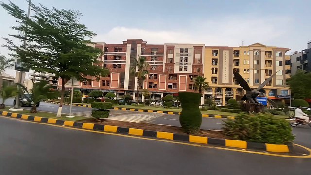 Faisal Town Main Markaz Islamabad | Faisal Town | Pakistan Vlog #faisaltown #islamabad #pakistan #pakistan #islamabad #travel #travelvlog #beautiful #islamabadvlog #islamabad4k