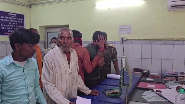 인도에서 유독 물질 든 밀주 마시고 25명 사망 / YTN