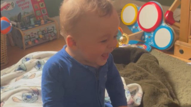 Heartwarming moment as baby boy laughs hysterically while witnessing pure silliness
