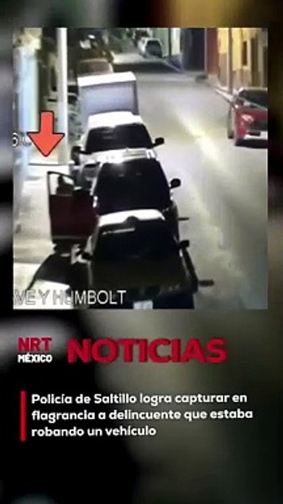 Gracias a la vigilancia nocturna con las cámaras urbanas del Centro de Control y Comando y con patrullas de la Policía Municipal se detuvo a una persona que fue captada en flagrancia cuando sustraía pertenencias de un vehículo en la zona centro de Saltill