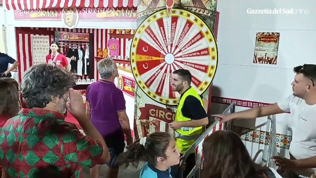 Messina, via alla sesta edizione dello Street food fest: le prime immagini da piazza Cairoli