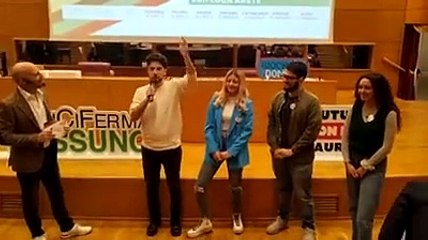 Luca Abete parla con i ragazzi dell'universit? d'Annunzio