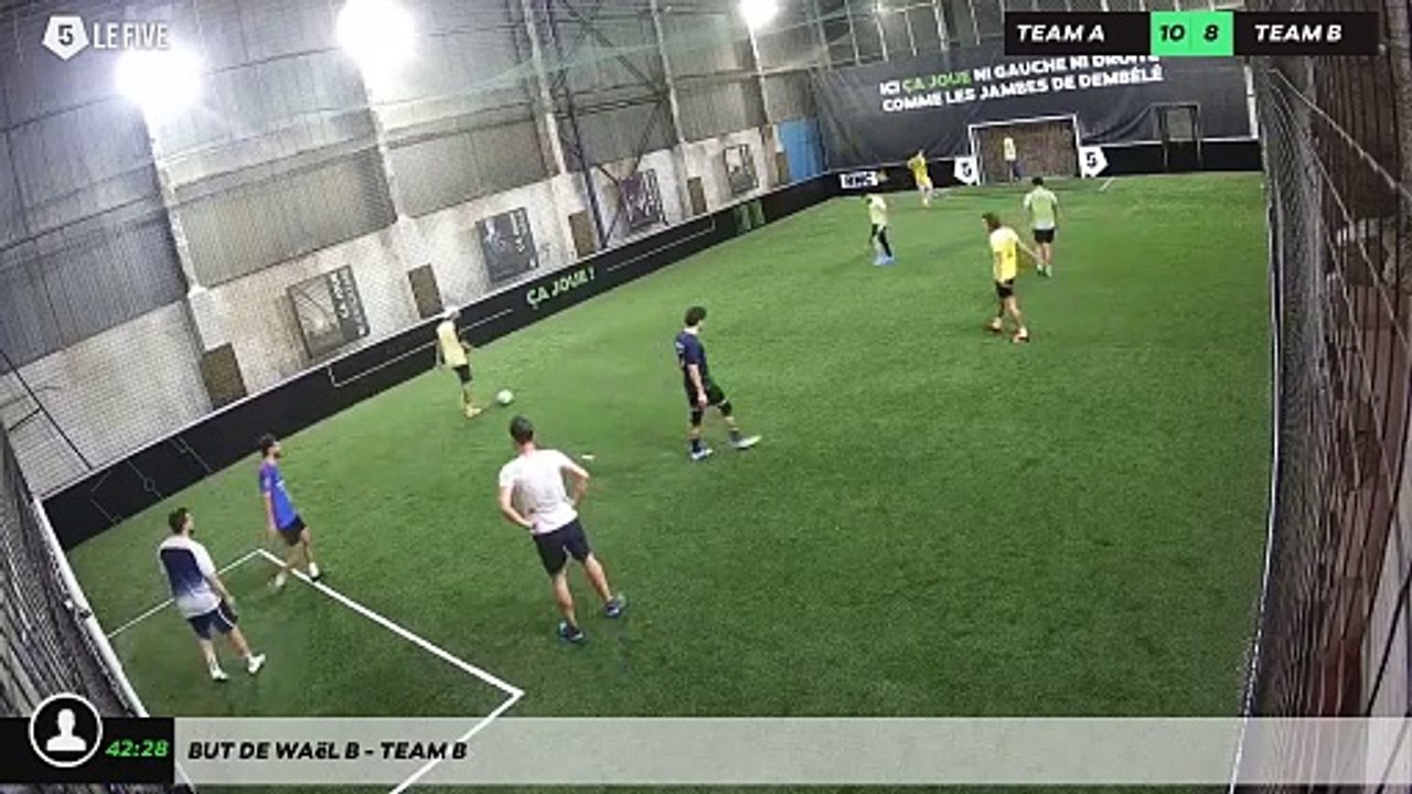 But de Waël B - Team B