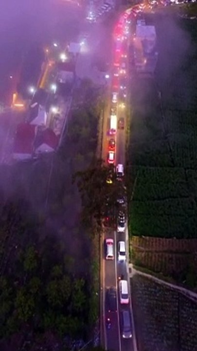 malamnya Wonosobo ke Dieng