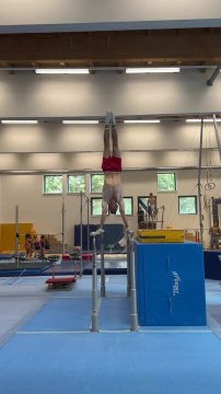 Guy Falls Awkwardly While Trying New Skill on Parallel Bars