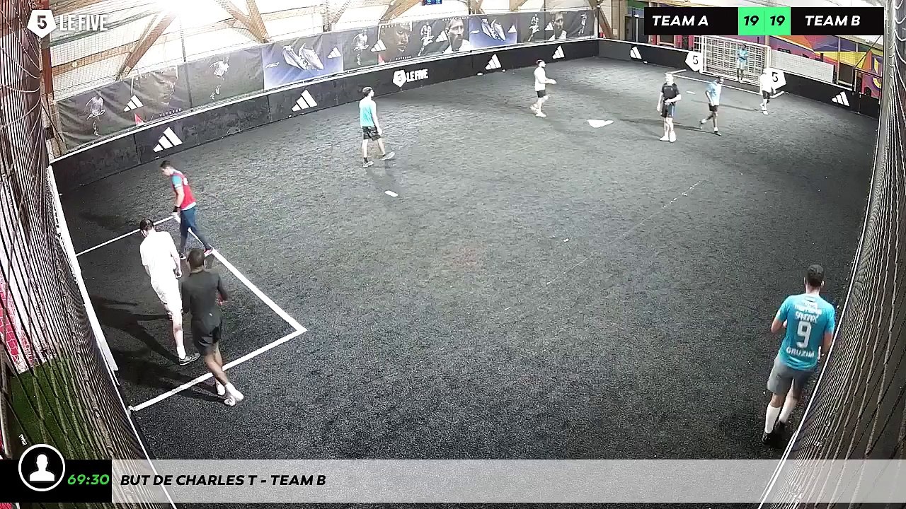 But de Charles T - Team B