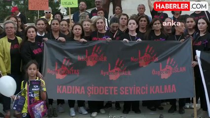 İzmir'de, 'Kırık Saçlı Kadınlar Özgürlüğe Yürüyor' Eylemleri 3. Gününde Devam Etti